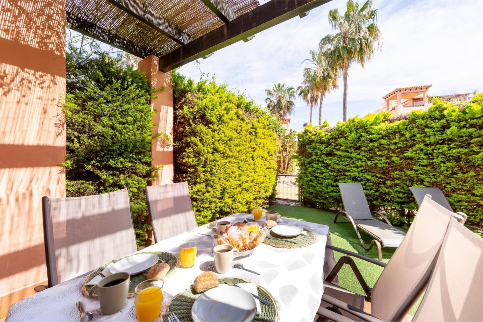 Jardin Privado # Netflix # Playa A 8Min # Wifi # Familia # Apartamento Vera Exterior photo